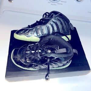 Nike foamposite 8c toddler